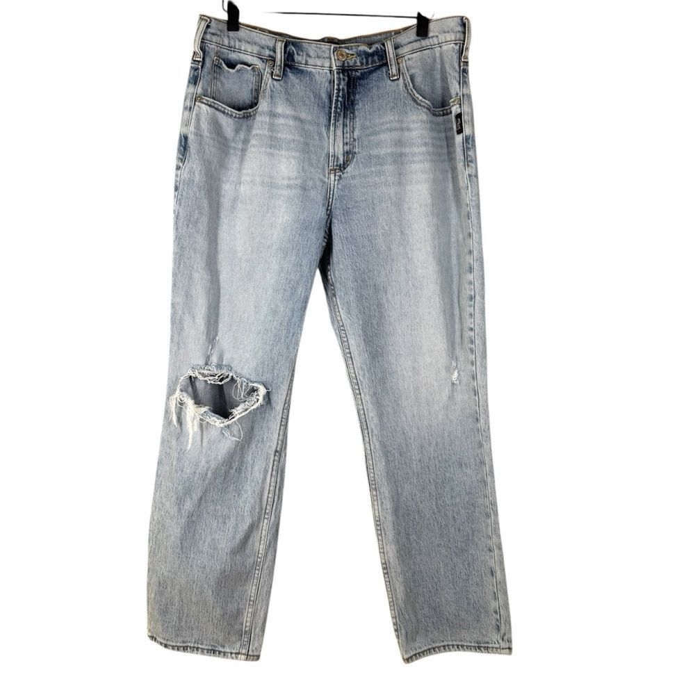 Silver Jeans Women’s Frisco Straight Leg Jeans Light Wash Denim Distressed 32/28